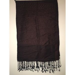 NWOT Deep Brown Paisley Print Pashmina Scarf